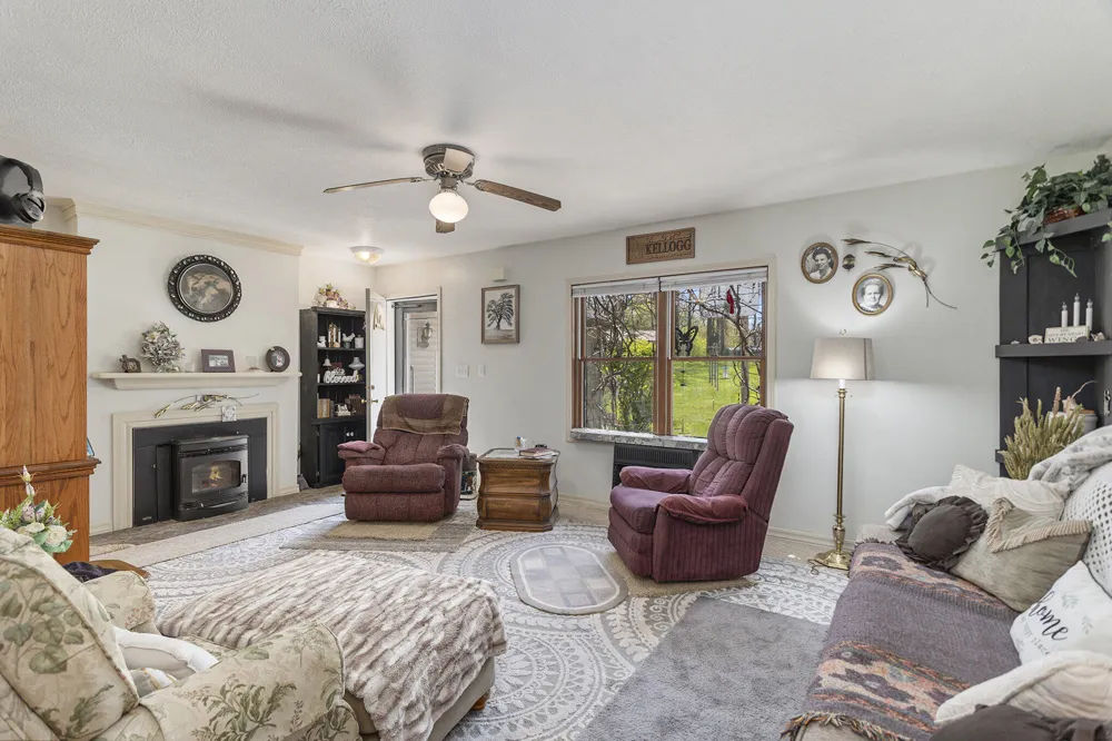 54485 Day Road Marcellus, MI 49067