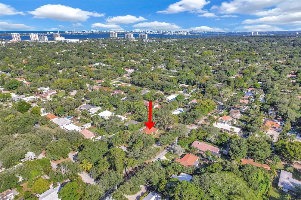 11919 NE 8th av Biscayne Park, FL 33161