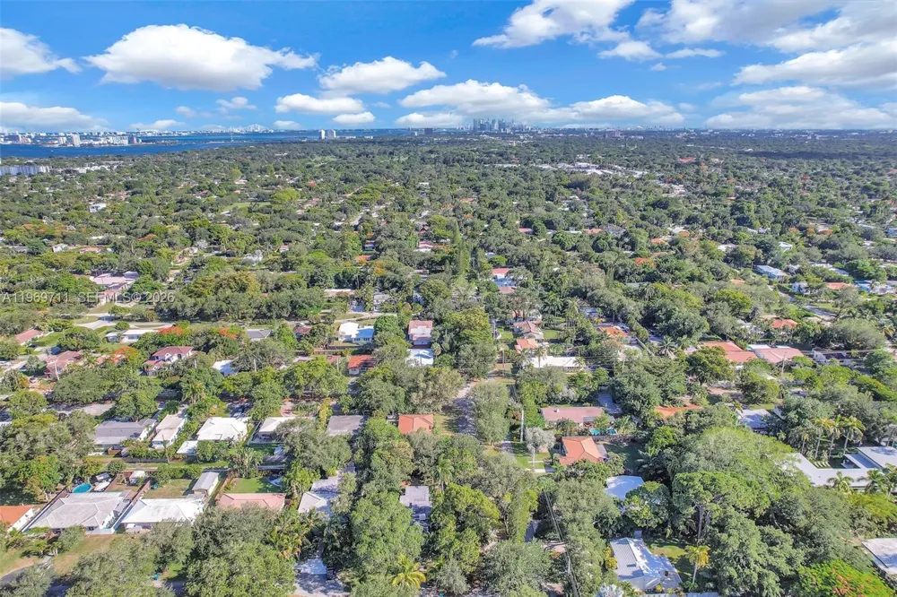 11919 NE 8th av Biscayne Park, FL 33161