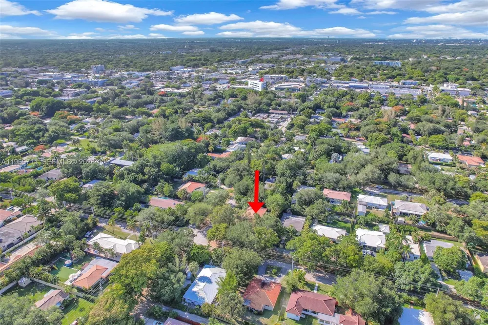 11919 NE 8th av Biscayne Park, FL 33161
