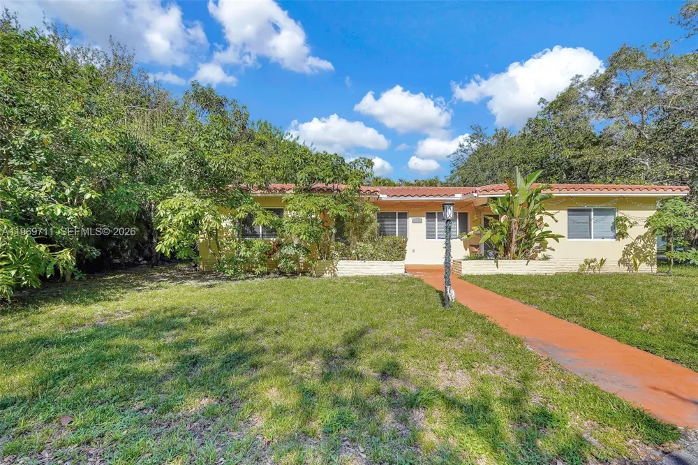 11919 NE 8th av Biscayne Park, FL 33161