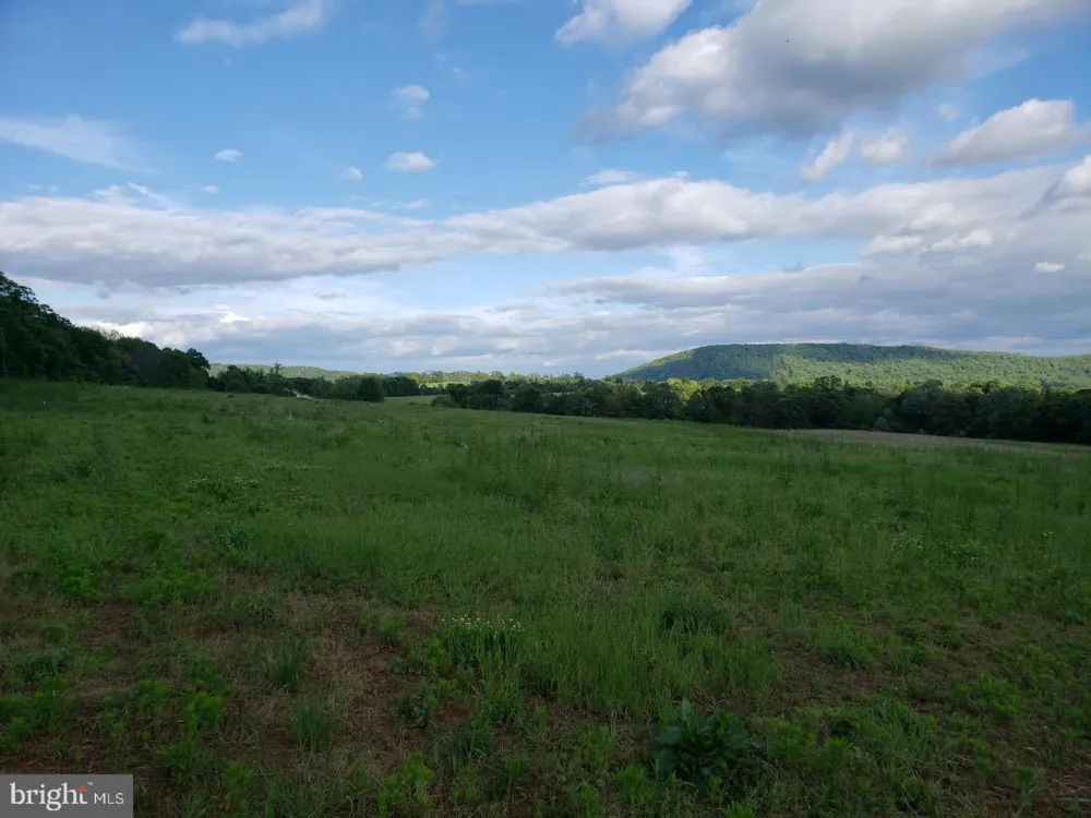 40975 YAKEY LANE Lovettsville, VA 20180