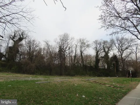 ATLANTIC STREET SE
