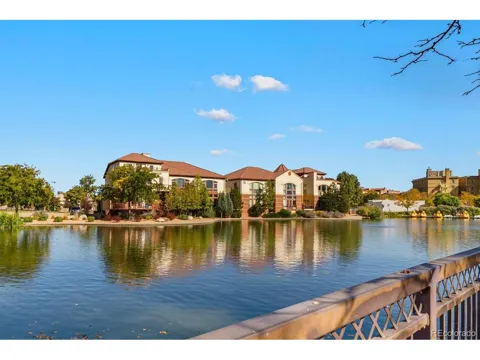 231 W Riverwalk #231