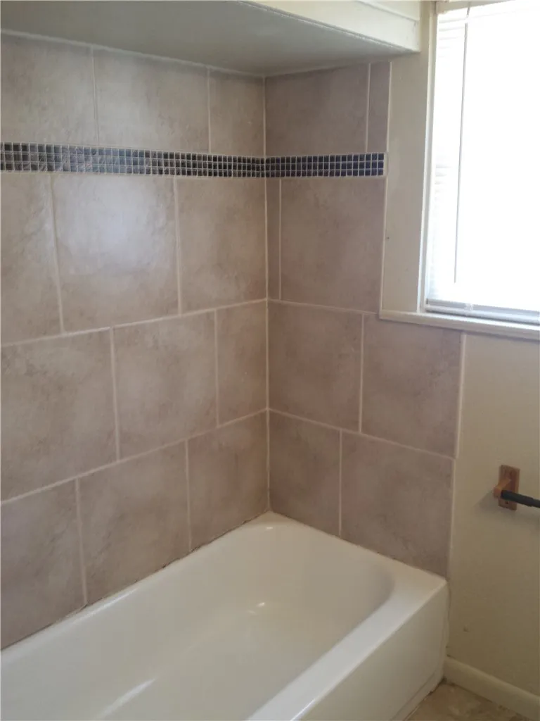 219 Tutt Avenue Taft, TX 78390