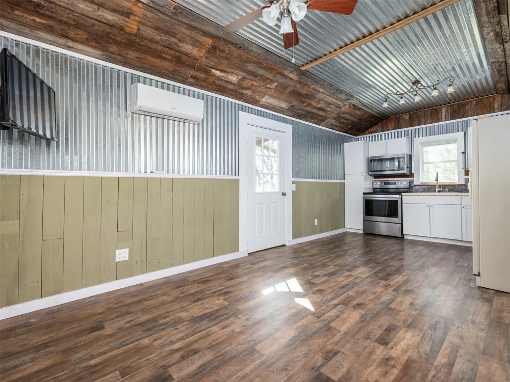 400 Private Road 4295 Rockdale, TX 76567