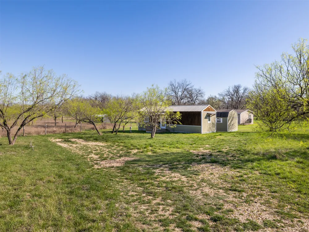 400 Private Road 4295 Rockdale, TX 76567