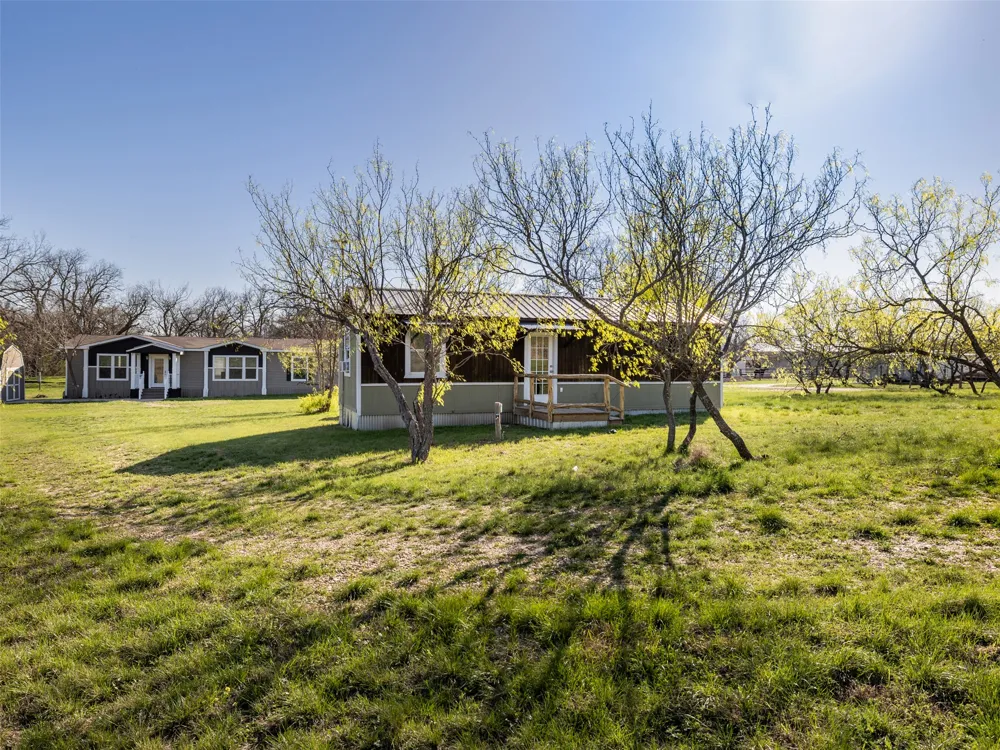 400 Private Road 4295 Rockdale, TX 76567