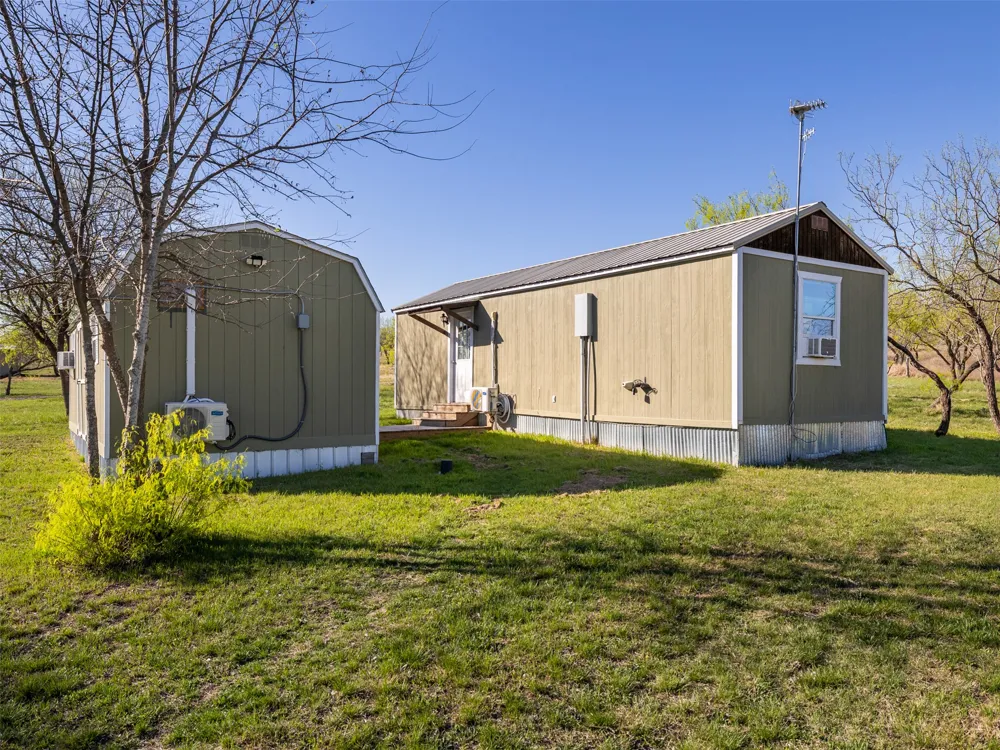 400 Private Road 4295 Rockdale, TX 76567