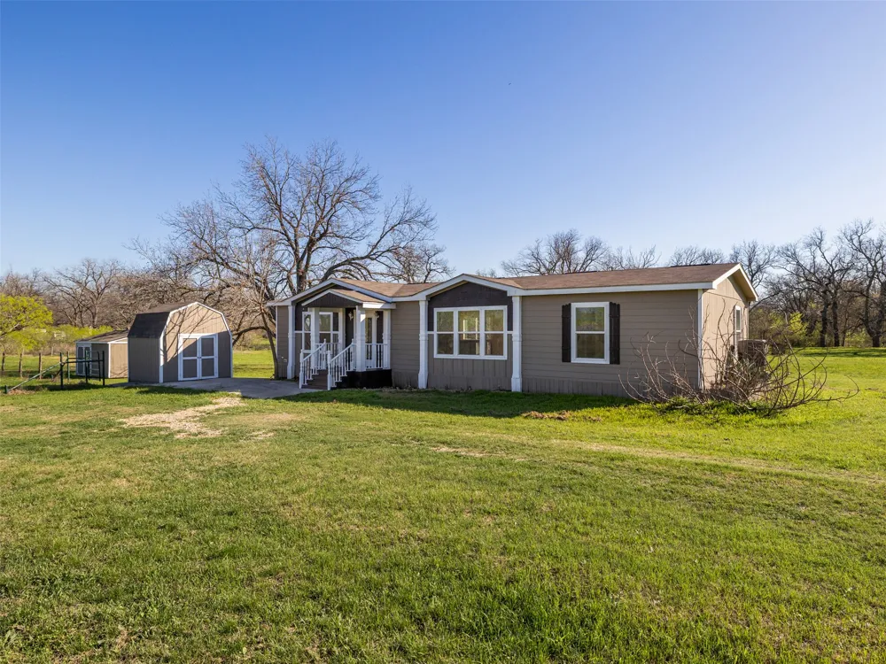 400 Private Road 4295 Rockdale, TX 76567