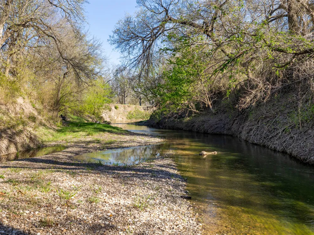 400 Private Road 4295 Rockdale, TX 76567