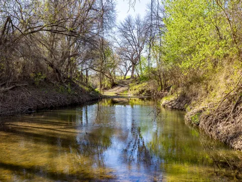 400 Private Road 4295