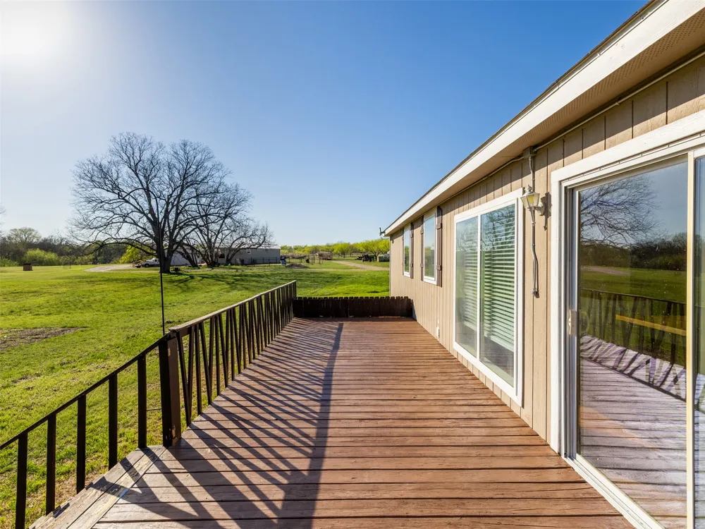 400 Private Road 4295 Rockdale, TX 76567