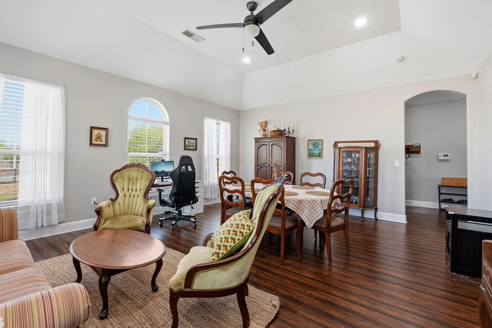 574 Highland Ranch Way Dale, TX 78616