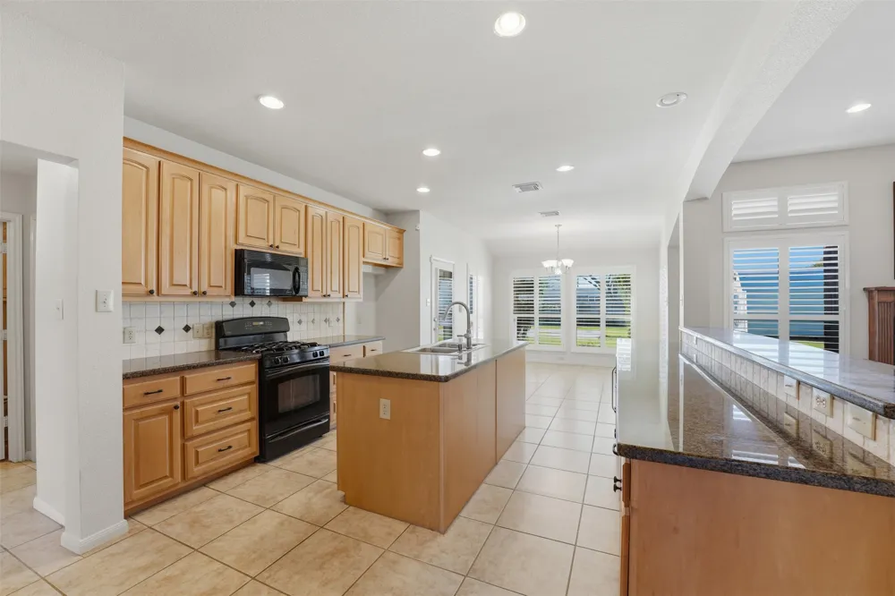 714 Louisiana Avenue Shiner, TX 77984