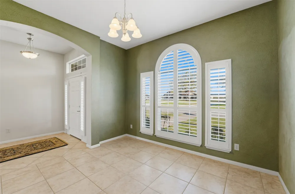 714 Louisiana Avenue Shiner, TX 77984