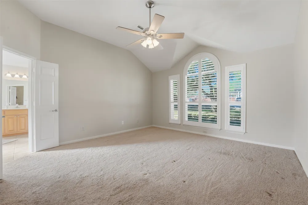 714 Louisiana Avenue Shiner, TX 77984
