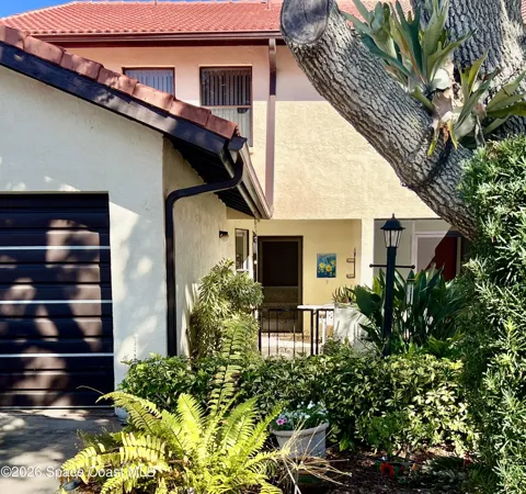 3211 River Villa Way