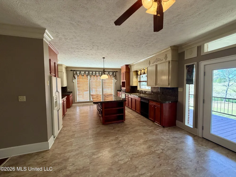 3253 Highway 488 Carthage, MS 39051