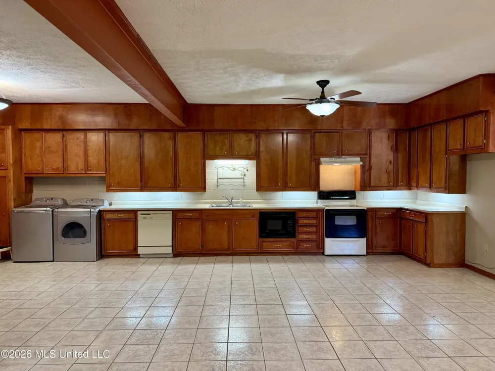3253 Highway 488 Carthage, MS 39051