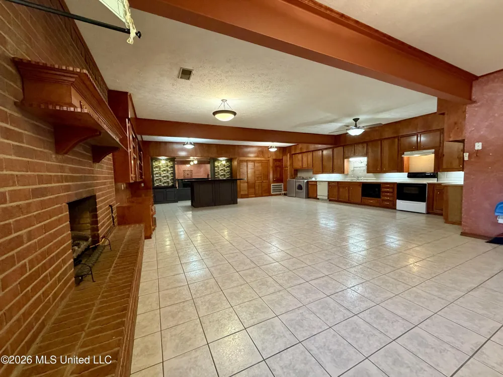 3253 Highway 488 Carthage, MS 39051