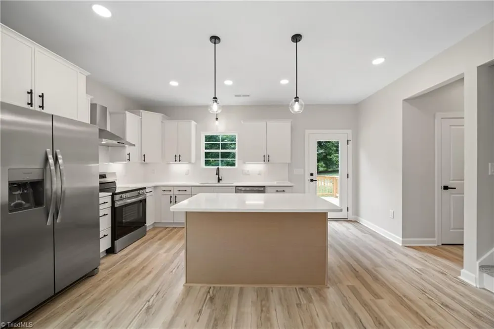 534 Virginia Drive Yadkinville, NC 27055