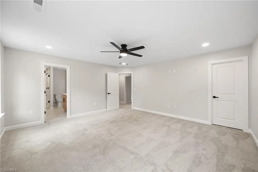 534 Virginia Drive Yadkinville, NC 27055