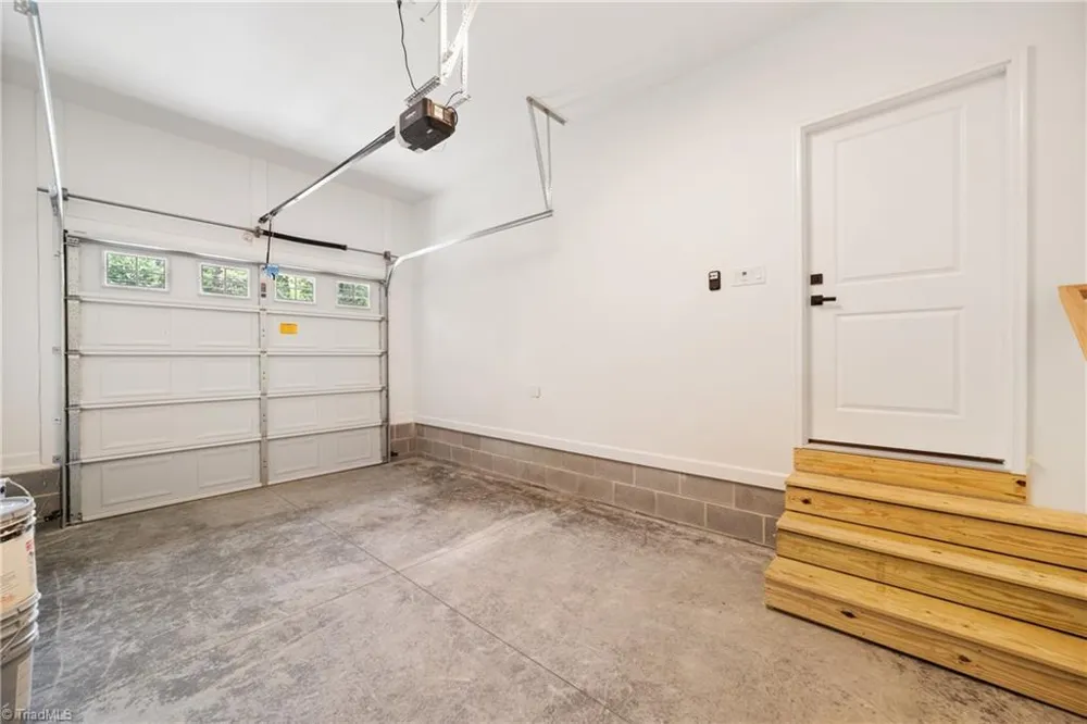 534 Virginia Drive Yadkinville, NC 27055