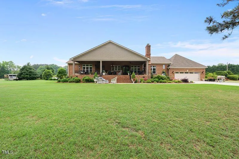 8042 N Nc Hwy 58 Castalia, NC 27816
