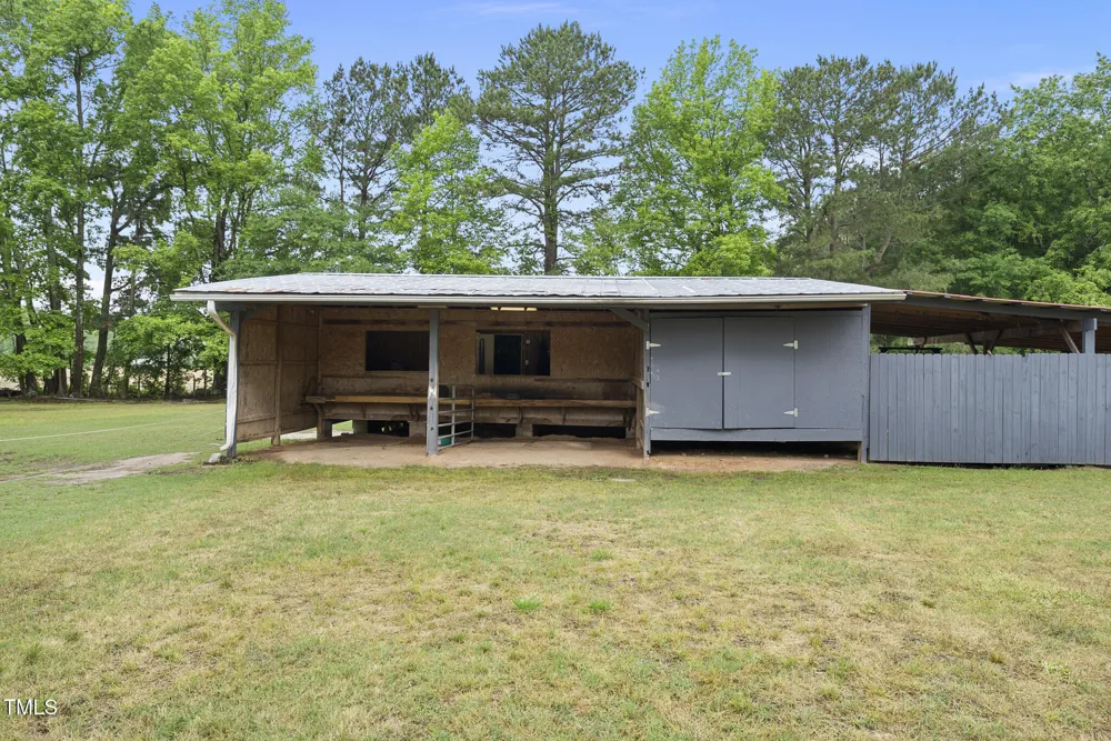 8042 N Nc Hwy 58 Castalia, NC 27816