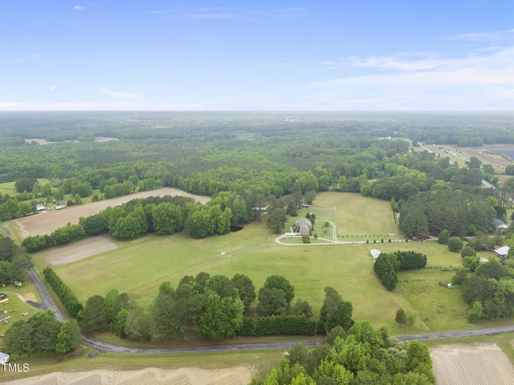 8042 N Nc Hwy 58 Castalia, NC 27816