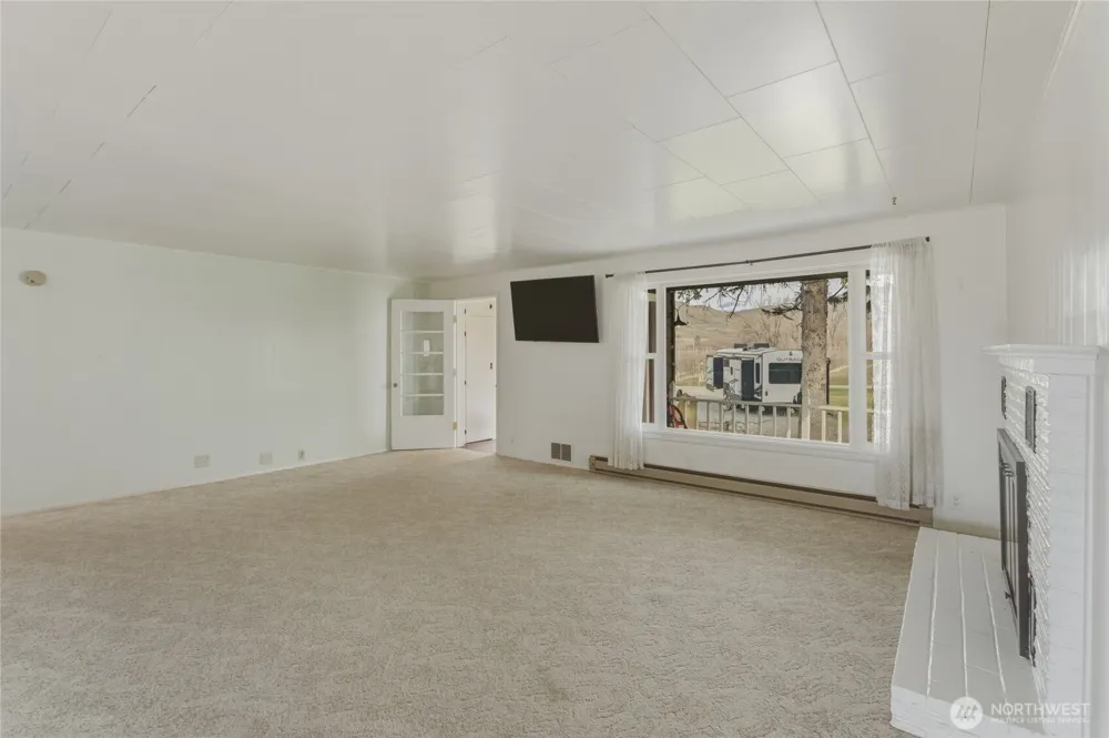 5 Alaska Street Malott, WA 98829