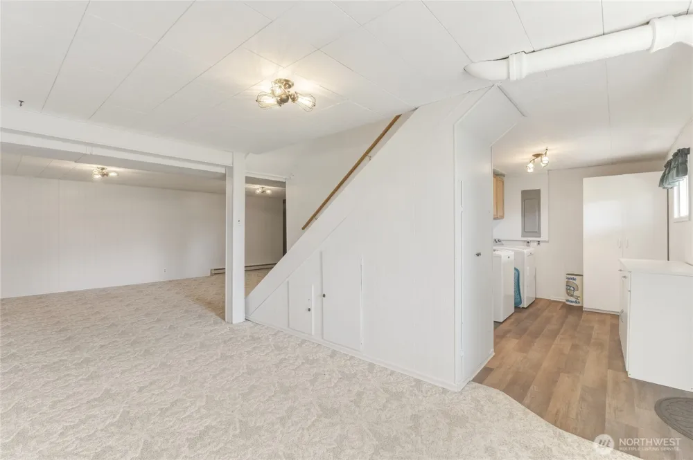5 Alaska Street Malott, WA 98829