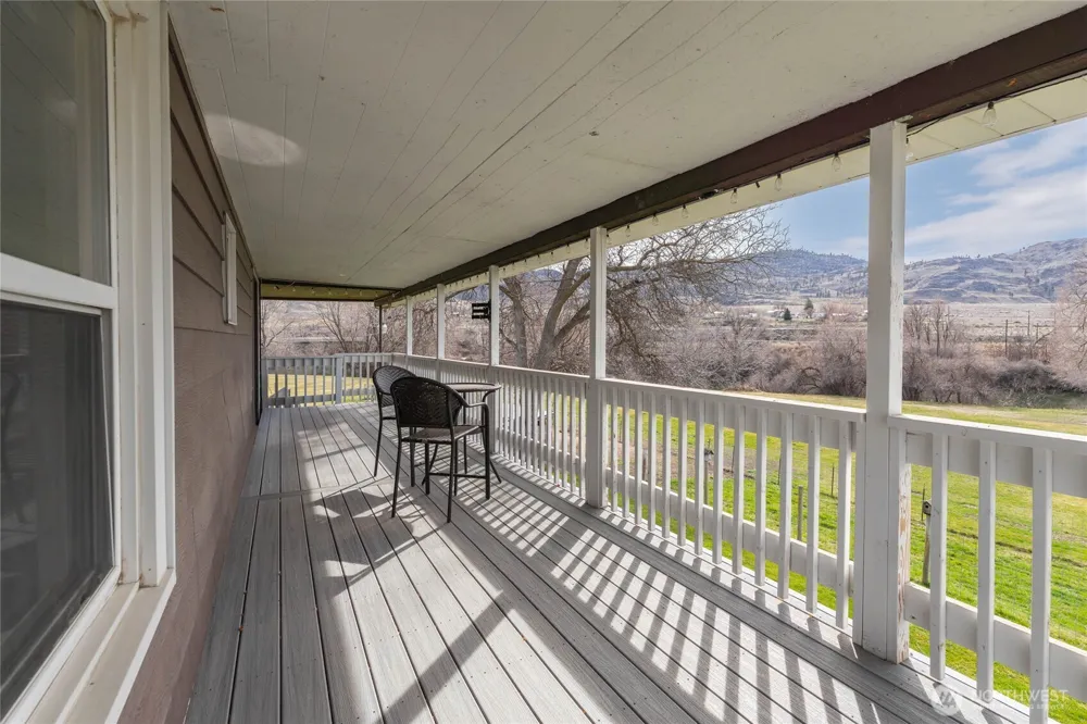 5 Alaska Street Malott, WA 98829