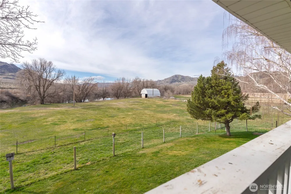 5 Alaska Street Malott, WA 98829