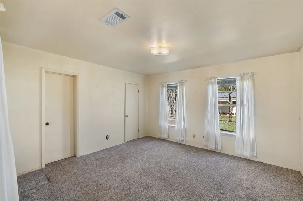 809 Main Street Lexington, TX 78947