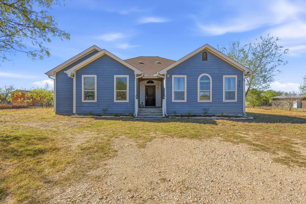 574 Highland Ranch Way Dale, TX 78616