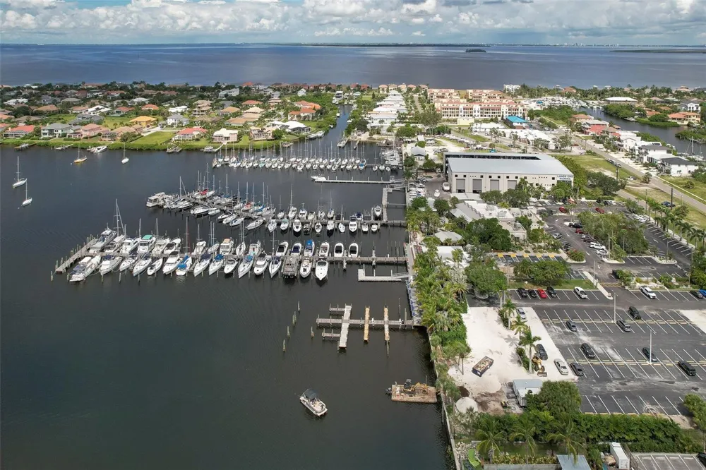 1008 APOLLO BEACH BOULEVARD #201 Apollo Beach, FL 33572