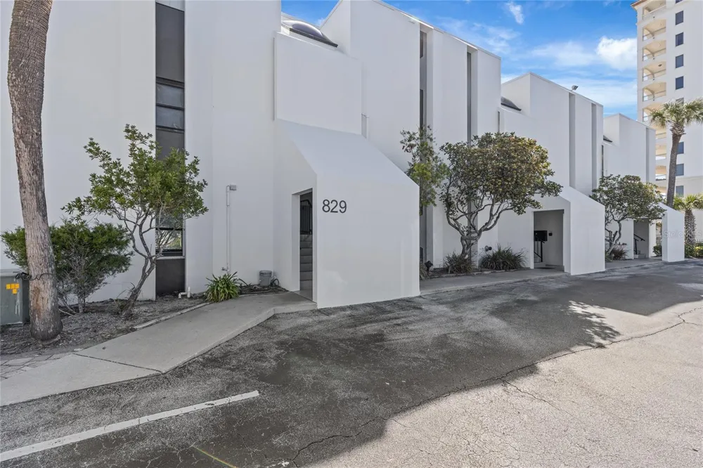 829 1ST STREET S #3B Jacksonville Beach, FL 32250