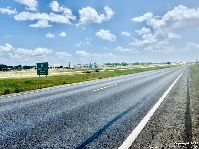 Bypass 181 Beeville, TX 78102