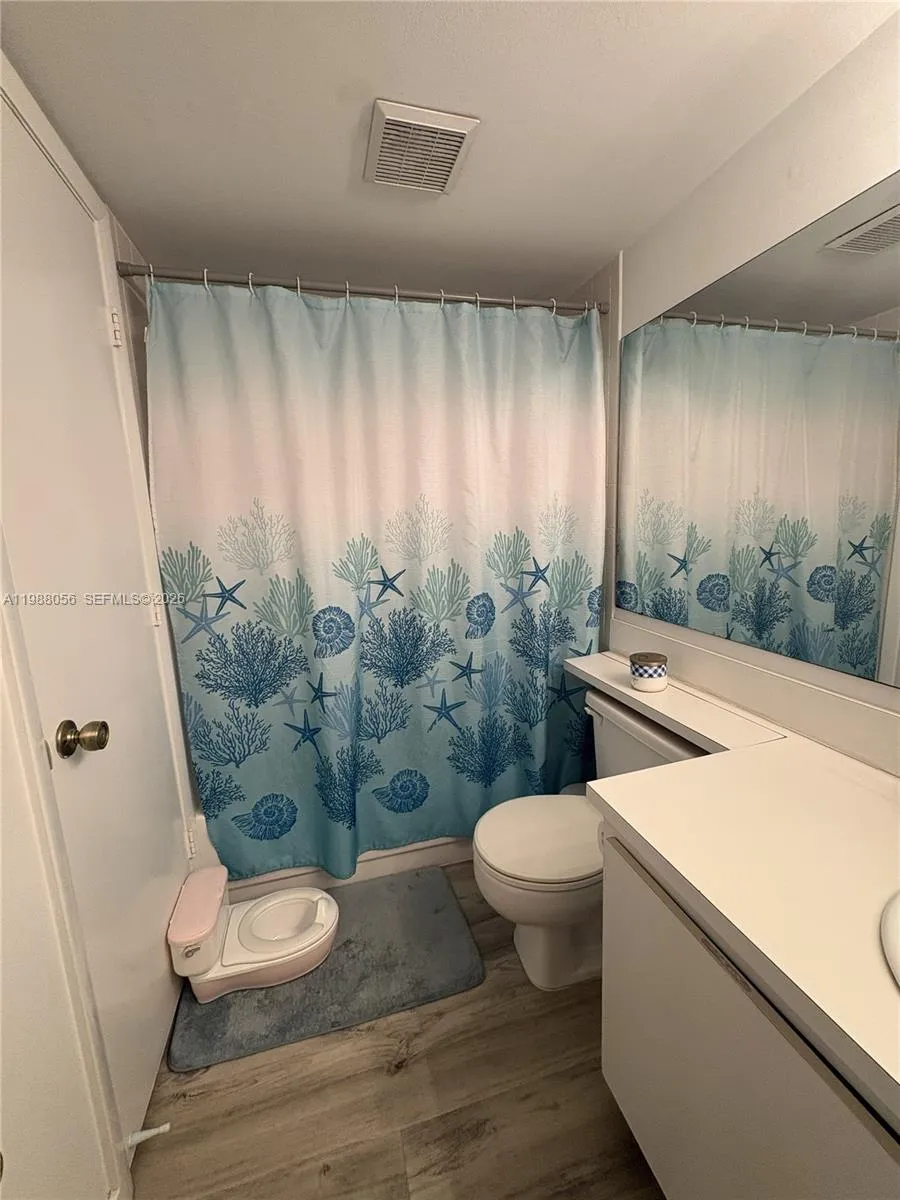 721 Sunny Pine Way #C2 Green Acres, FL 33415