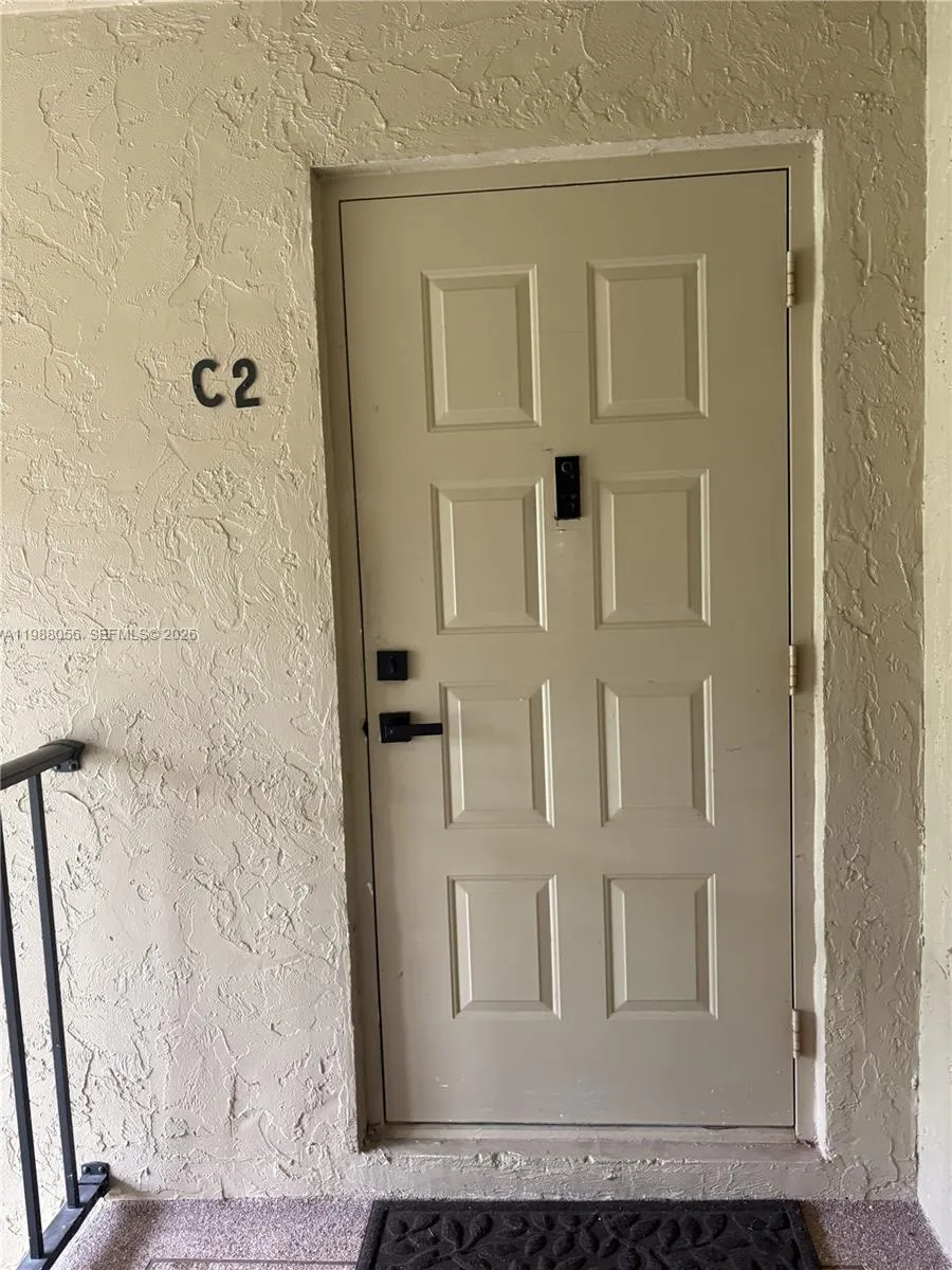 721 Sunny Pine Way #C2 Green Acres, FL 33415