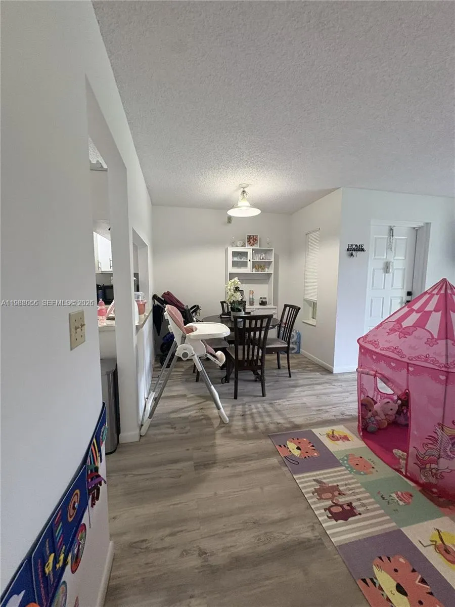 721 Sunny Pine Way #C2 Green Acres, FL 33415