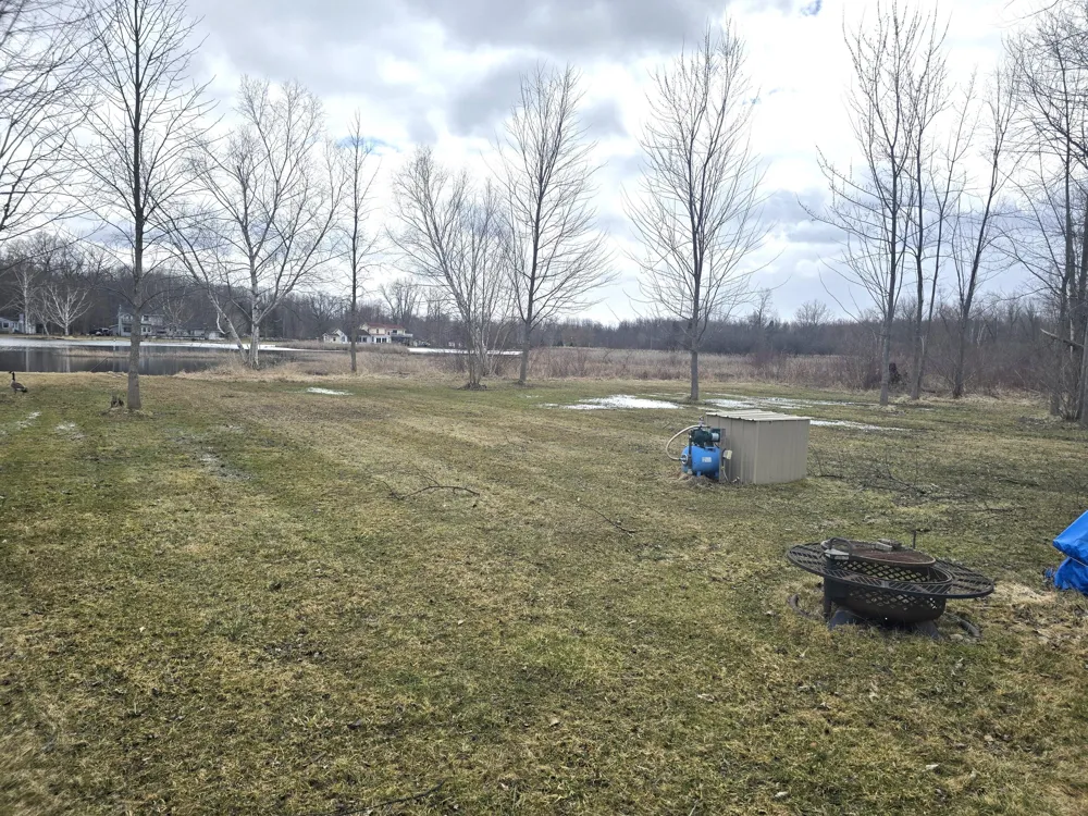 10631 Maple Drive Riverdale, MI 48877
