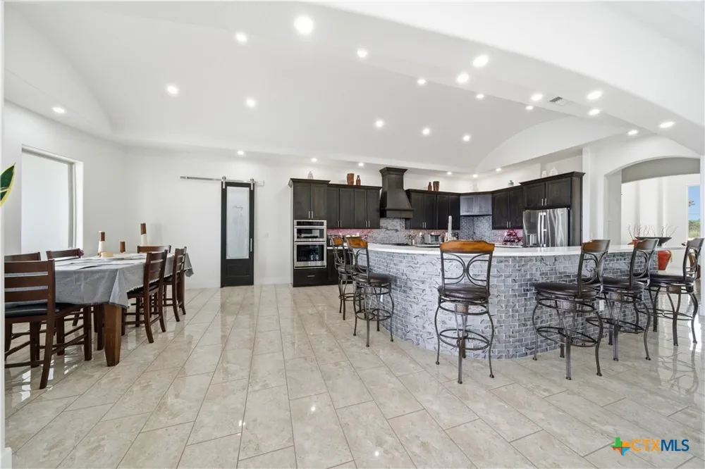 205 County Road 2727 Mico, TX 78056