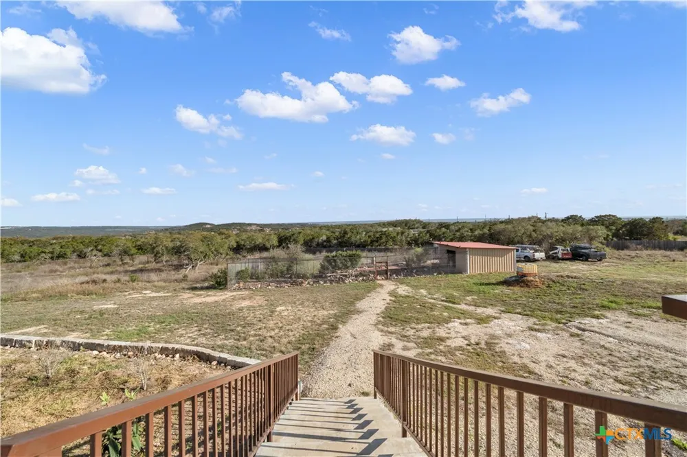 205 County Road 2727 Mico, TX 78056