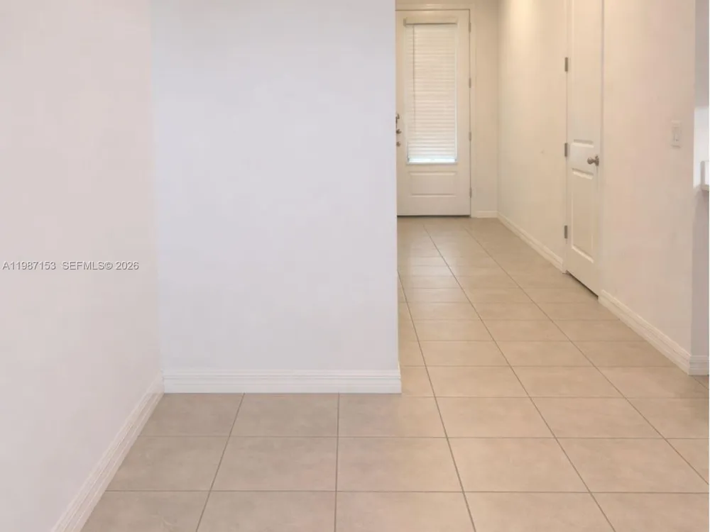 1613 PELICAN DRIVE Davenport, FL 33896
