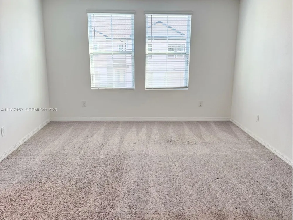 1613 PELICAN DRIVE Davenport, FL 33896