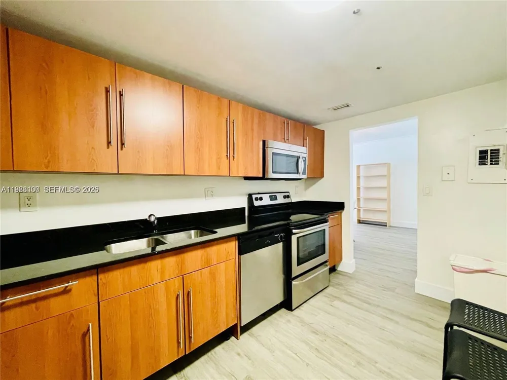 3001 S Ocean Dr #101 Hollywood, FL 33019