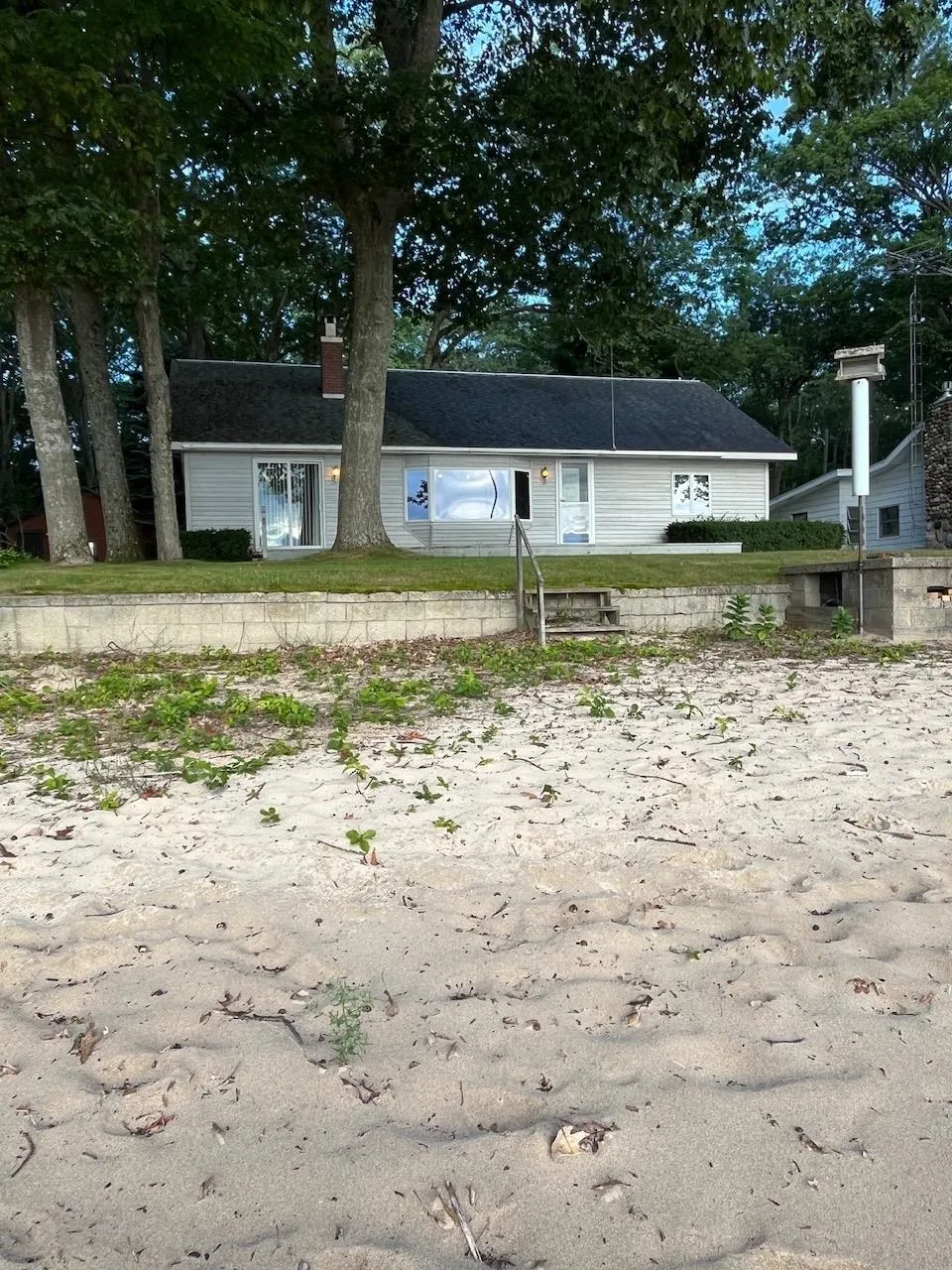 1024 Huron Whitney Township, MI 48763